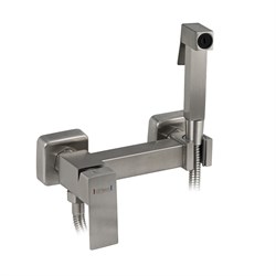 Смеситель с квадратной гигиенической лейкой, из нержавеющей стали, квадратный корпус, цвет САТИН. - фото 38823